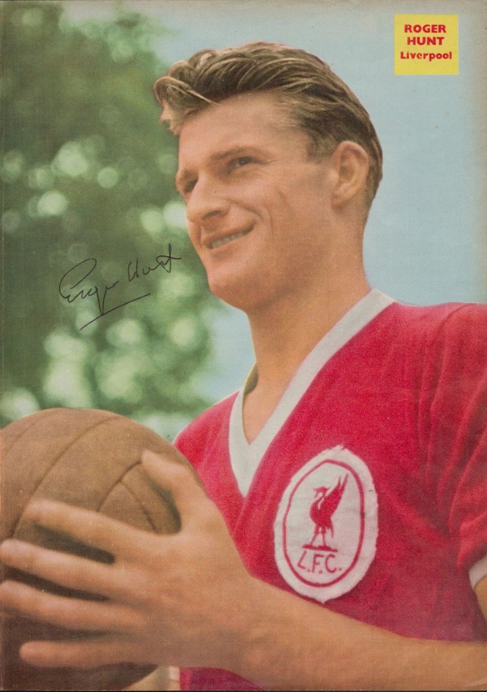 Lot 210: Roger Hunt signed A4 colour magazine page. 1966...