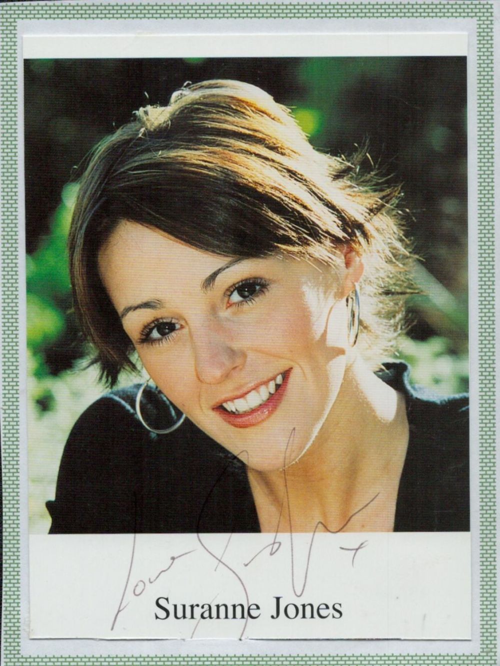 Lot 716: Suranne Jones signed 6x4inch colour photo. Good condition....