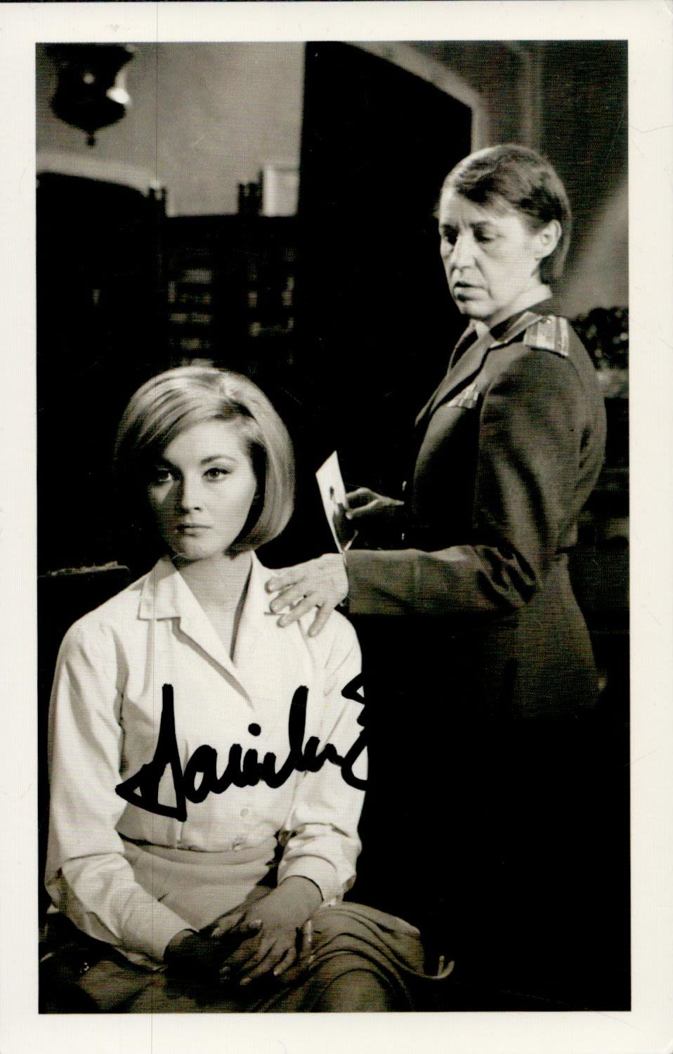 Lot 110: Danniela Bianchi signed James Bond From Russia With...