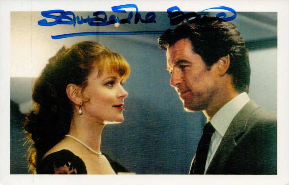 Lot 112: Samantha Bond signed 6x4 inch James Bond Goldeneye...