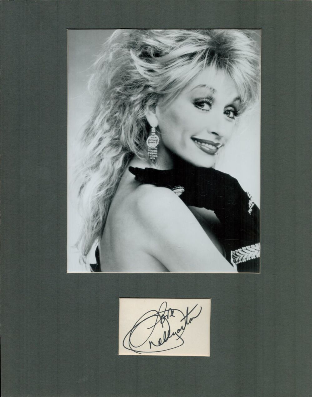 Lot 132: Dolly Parton 15x11 inch overall mounted signature piece...