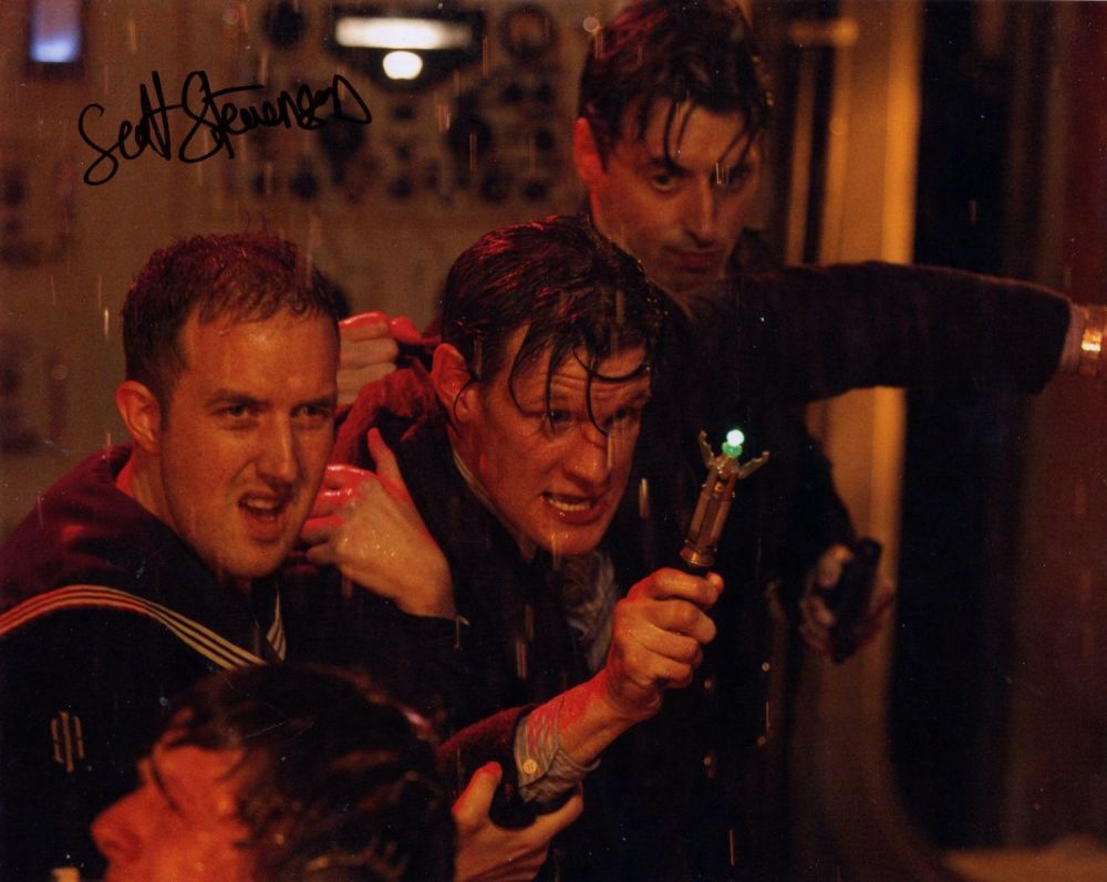 Lot 312: Doctor Who 8x10 photo signed by actor Scott...