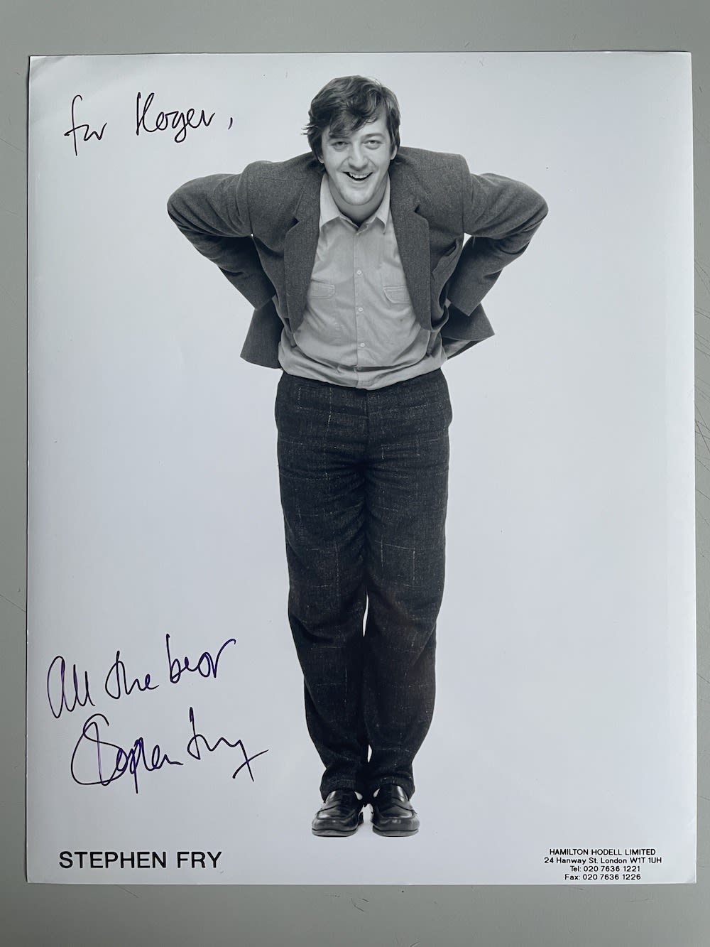 Lot 69: Stephen Fry Comedy Actor, Entertainer and Writer 10x8...