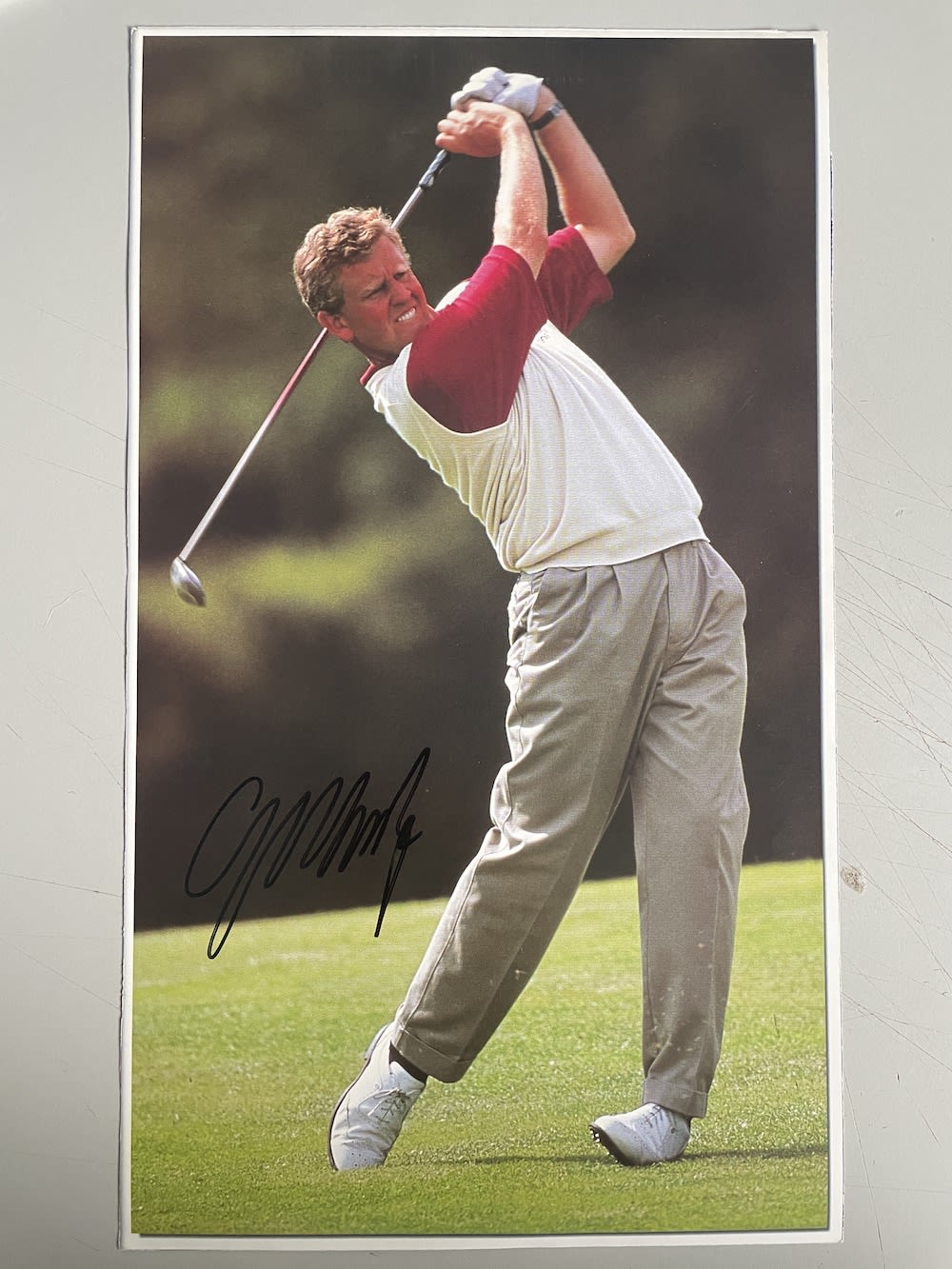 Lot 137: Colin Montgomerie Great Scottish Golfer 10x8 approx magazine...