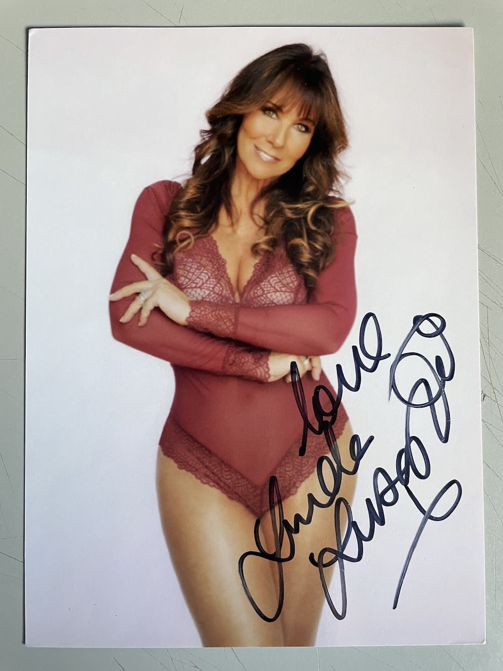 Lot 148: Linda Lusardi Glamour Model and Actress 7x5 inch...