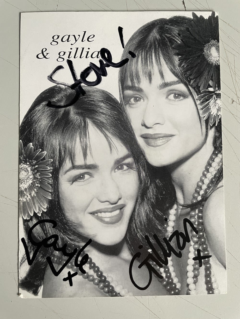 Lot 169: Gayle and Gillian Blakeney Australian Vocal Duo 6x4...