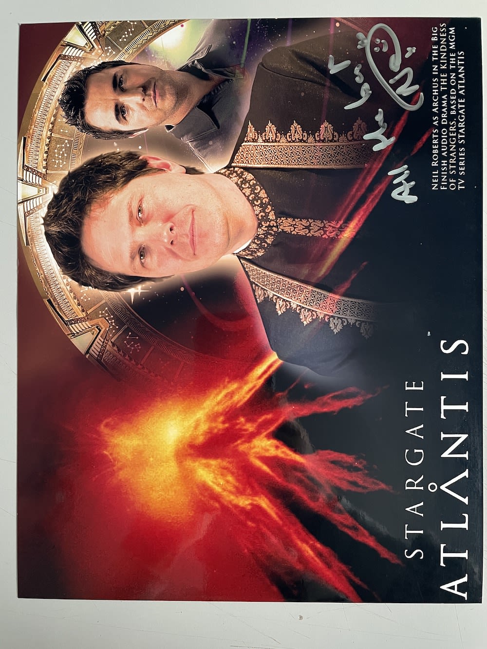 Lot 187: Neil Roberts Stargate Atlantis Actor 10x8 inch signed...