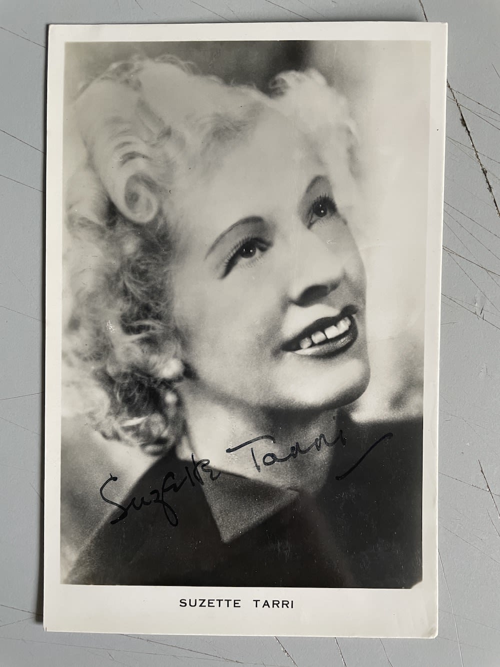 Lot 210: Suzette Tarri Comedienne and Singer vintage 6x4 inch...