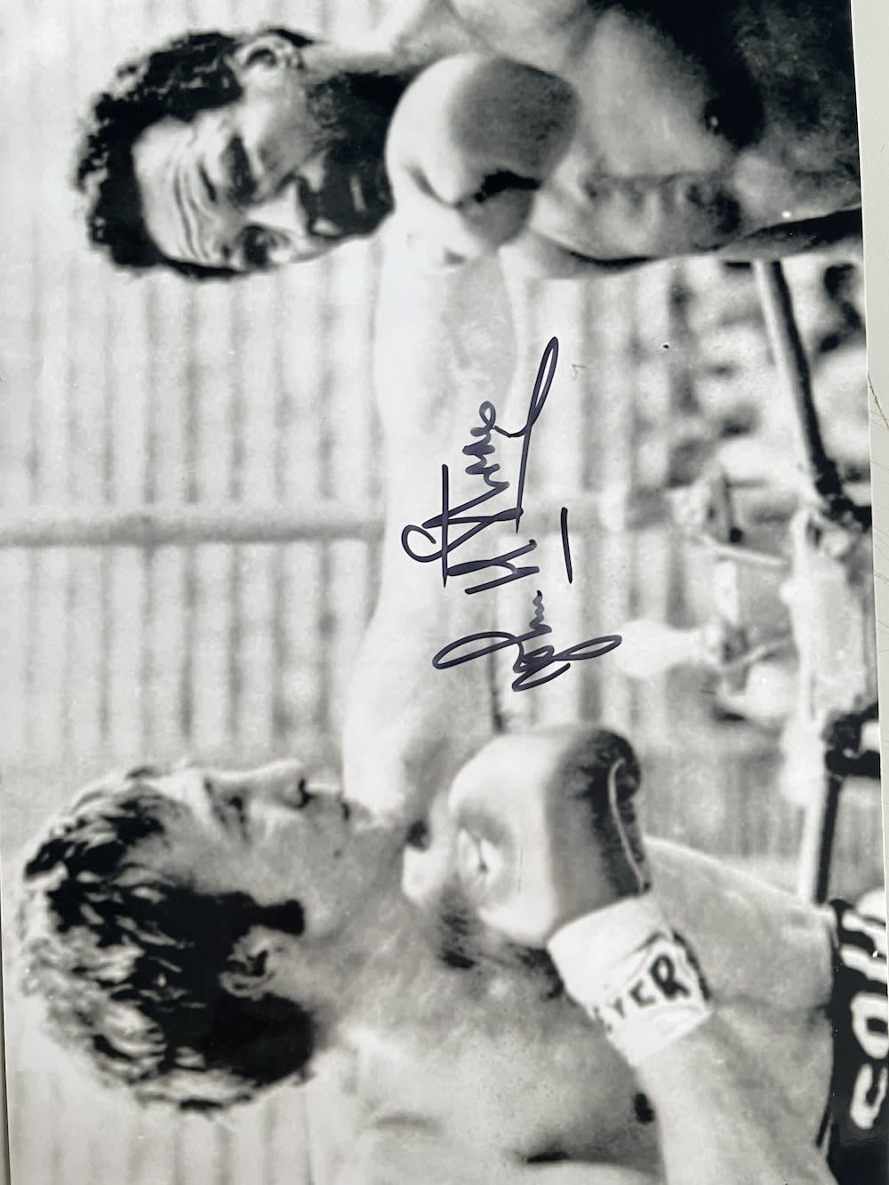 Lot 266: John H. Stracey Former World Champion Boxer 12x8...