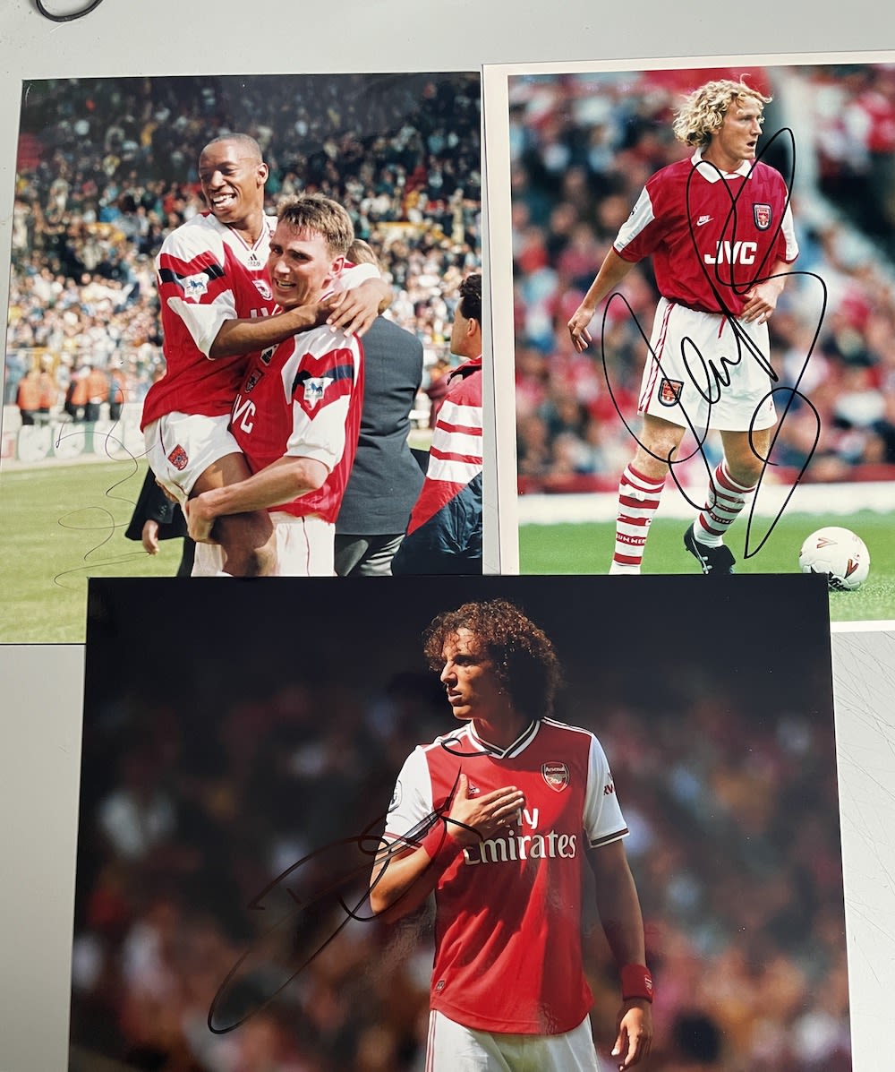 Lot 267: Wright, Parlour, Luiz, Ceballos, Pepe, Roberts and More...