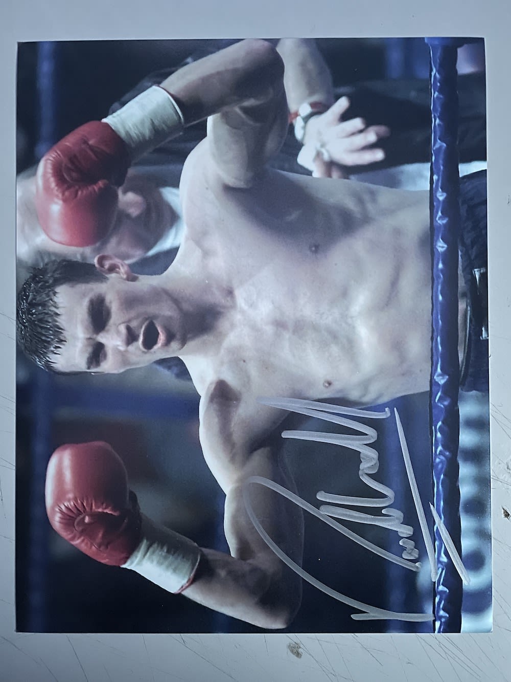 Lot 282: Richie Woodhall Great British Boxer 10x8 inch signed...