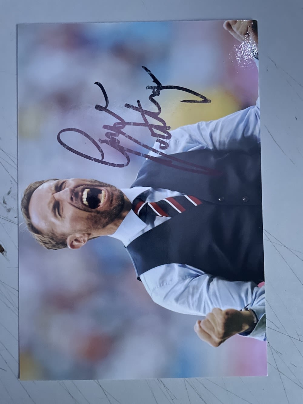 Lot 295: Gareth Southgate England Football Manager 6x4 inch signed...