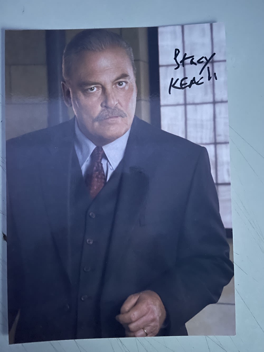 Lot 296: Stacy Keach Great American Actor 7x5 inch signed...