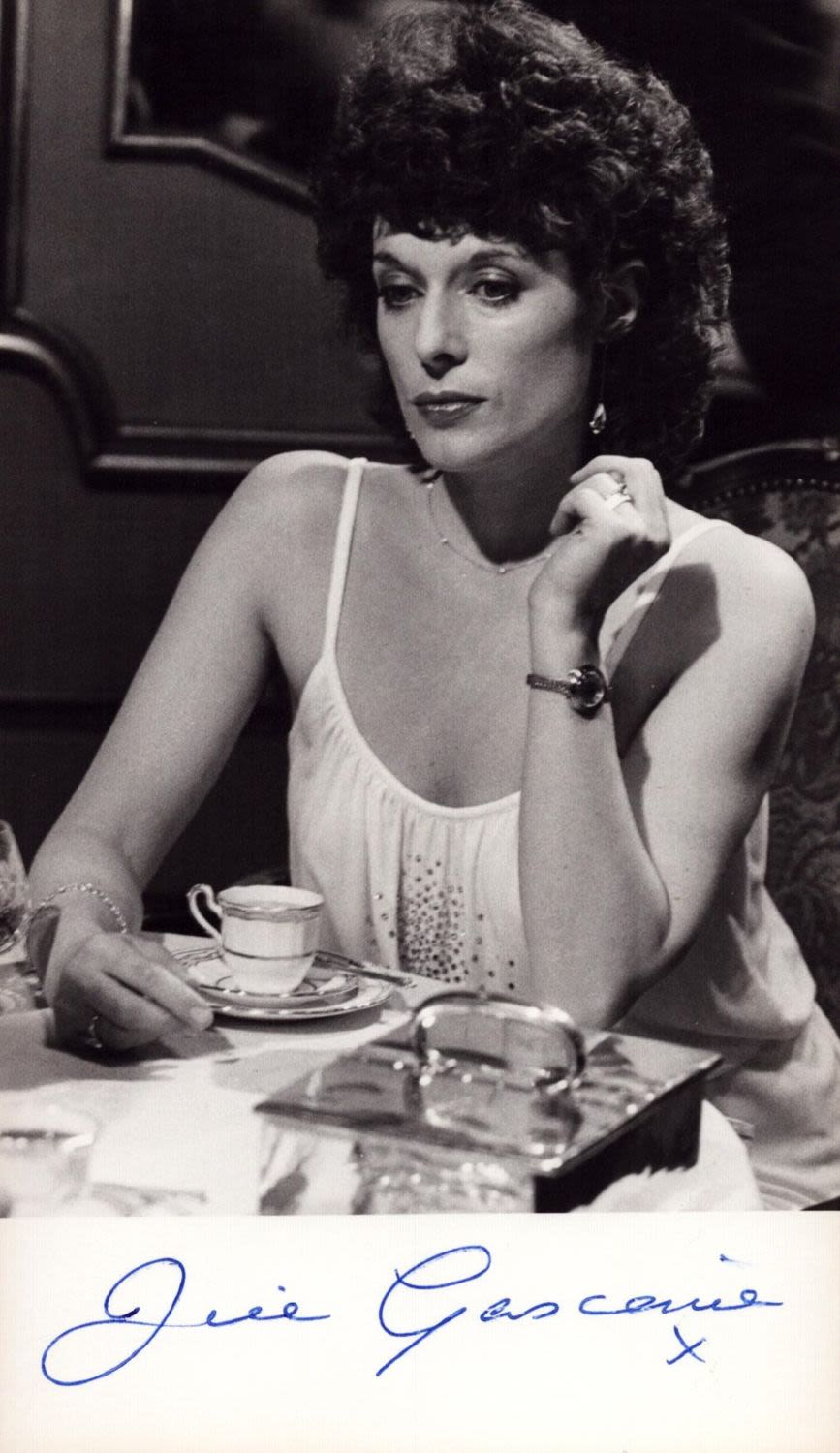 Lot 158: Jill Gascoigne signed 6x4inch black and white photo....