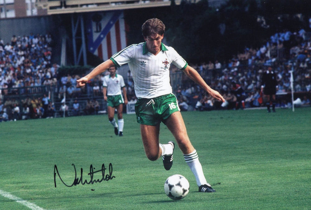 Lot 313: Autographed NORMAN WHITESIDE 12 x 8 photo :...