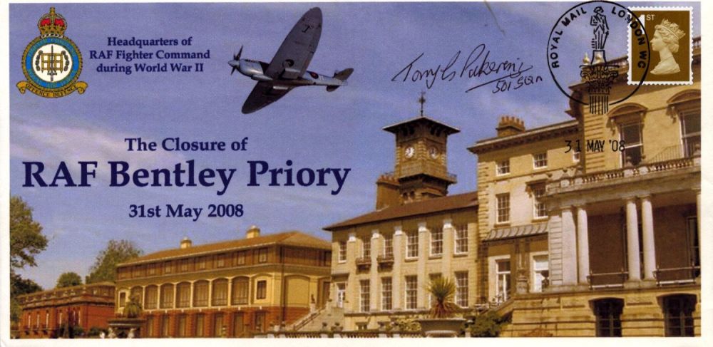 Lot 410: RAF Sqn Ldr Tony Pickering Signed the Closure...