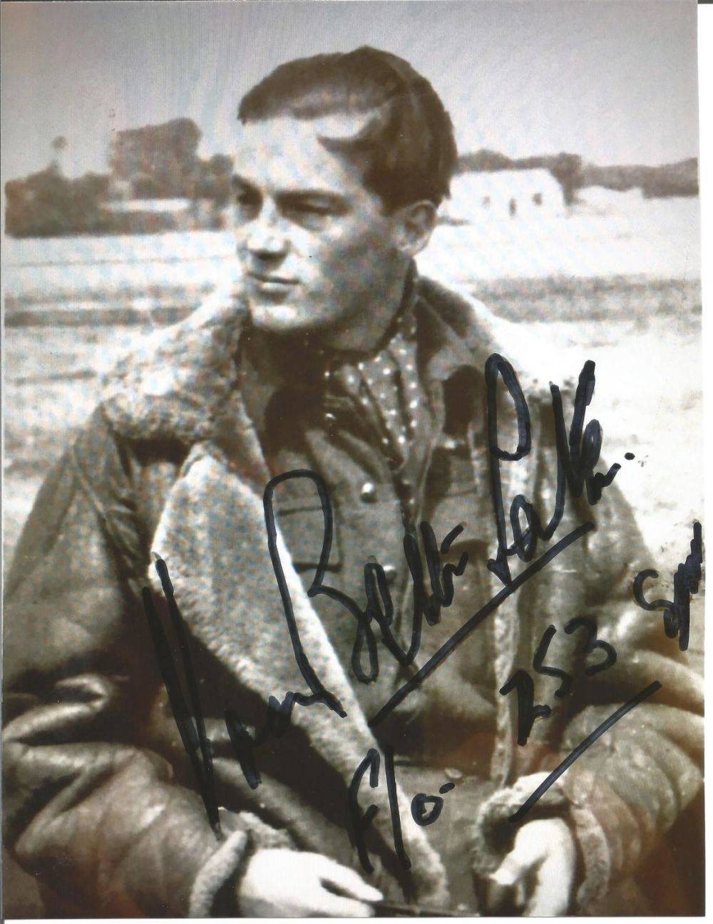 Lot 498: WW2 BOB fighter pilot David Bell-Salter 253 sqn...
