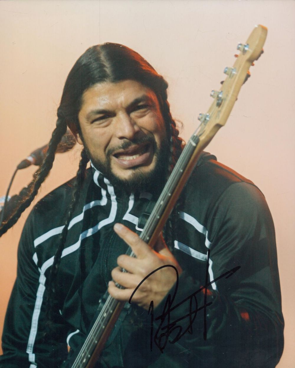 Lot 75: Robert Trujillo signed 10x8 inch colour photo. Good...