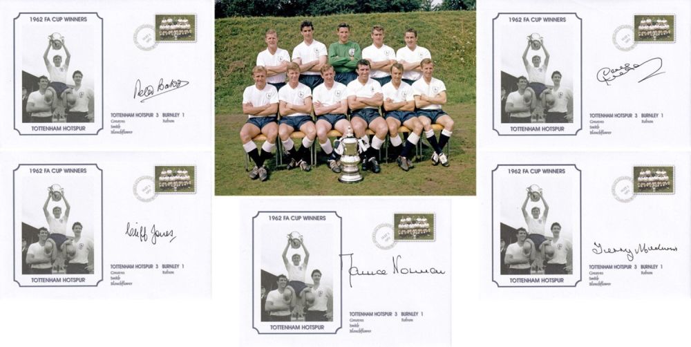 Lot 95: Autographed Tottenham 1962 Presentation : A Superb 8...