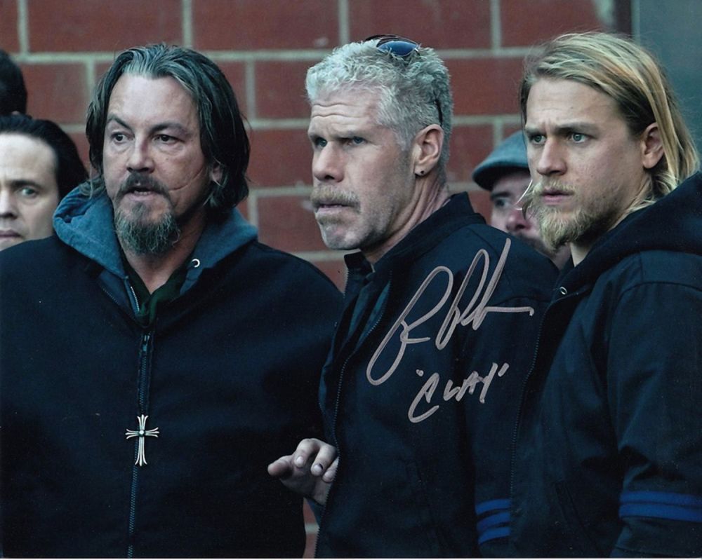 Lot 142: SALE! Sons of Anarchy Ron Perlman hand signed...
