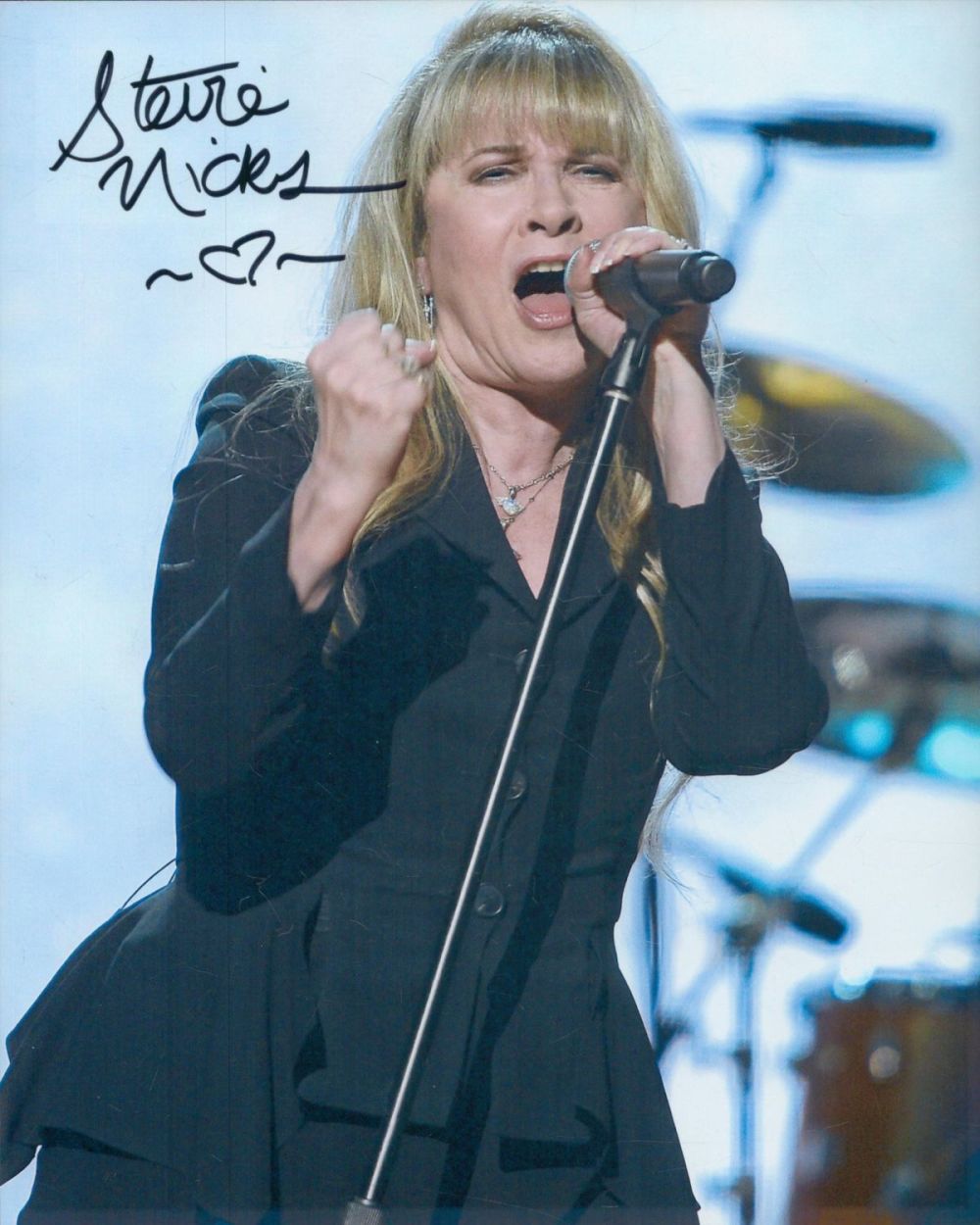 Lot 190: Stevie Nicks signed 10x8 inch colour photo. Good...