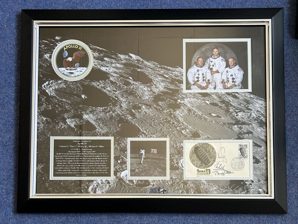 Lot 249: NASA Apollo 11 27x23 inches mounted signature display...