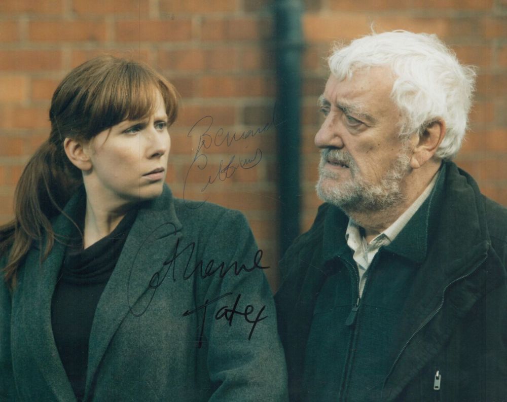 Lot 58: Bernard Cribbins and Catherine Tate signed 10x8 inch...