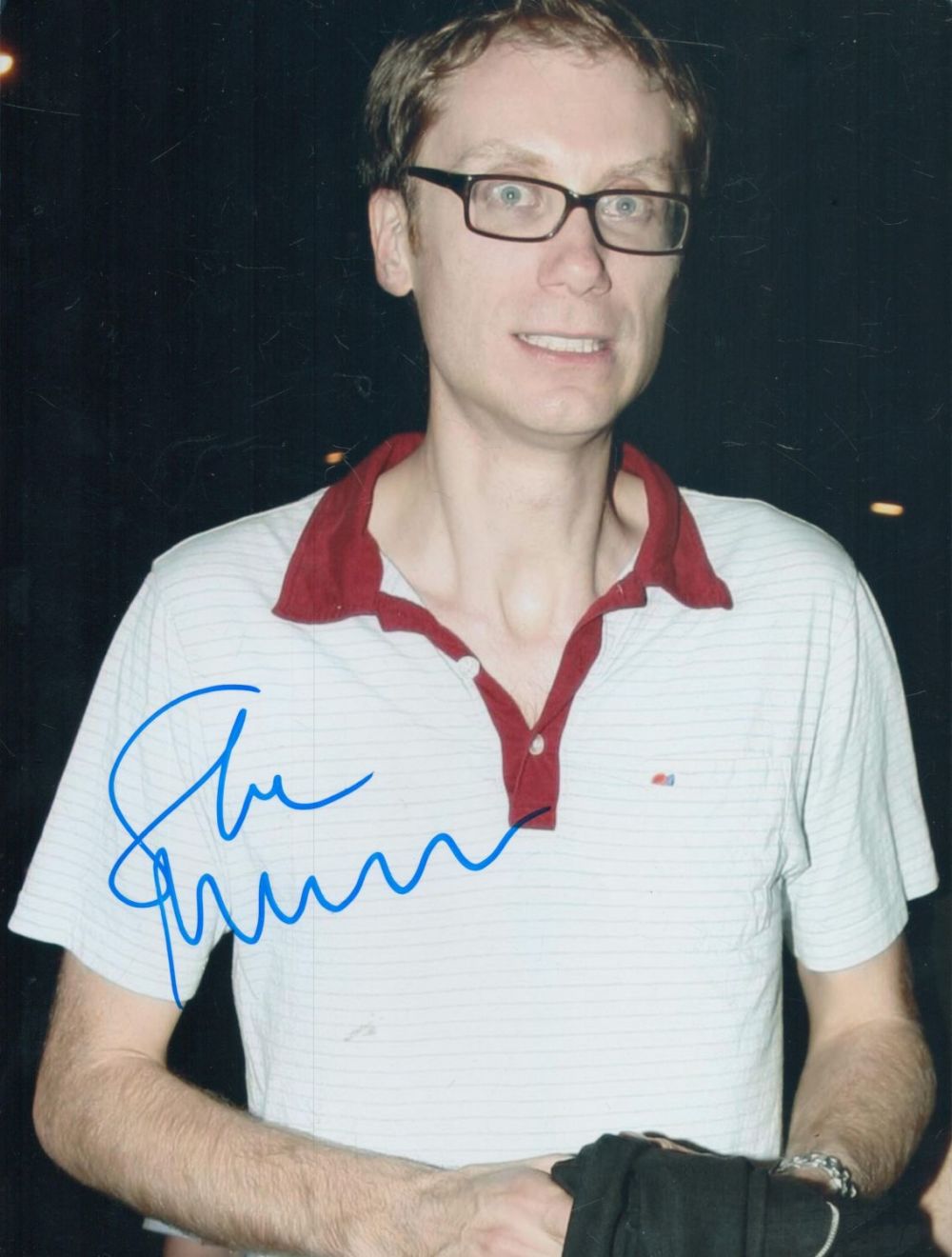 Lot 71: Stephen Merchant signed 10x8 inch colour photo. Good...
