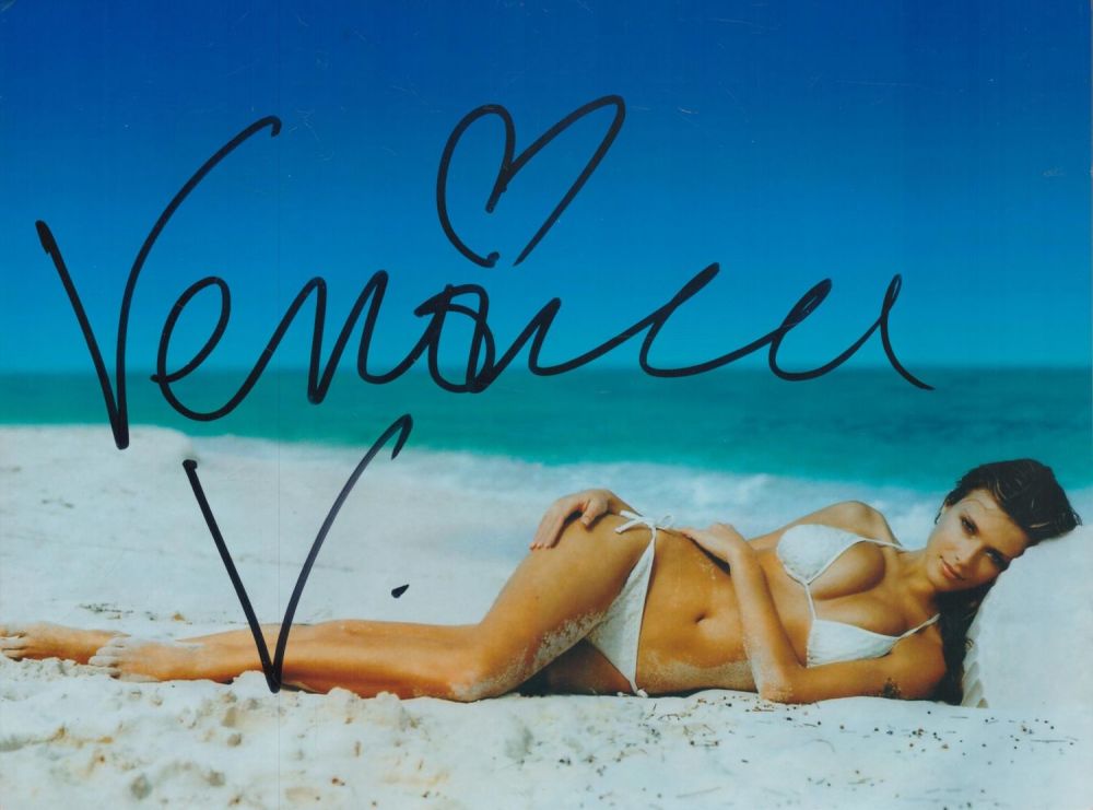 Lot 104: Veronika Varekova signed 10x8 inch colour photo. Good...
