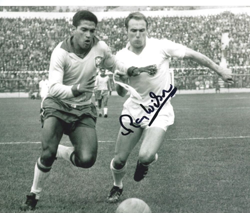 Lot 140: Ray Wilson signed 10x8 inch vintage black and...