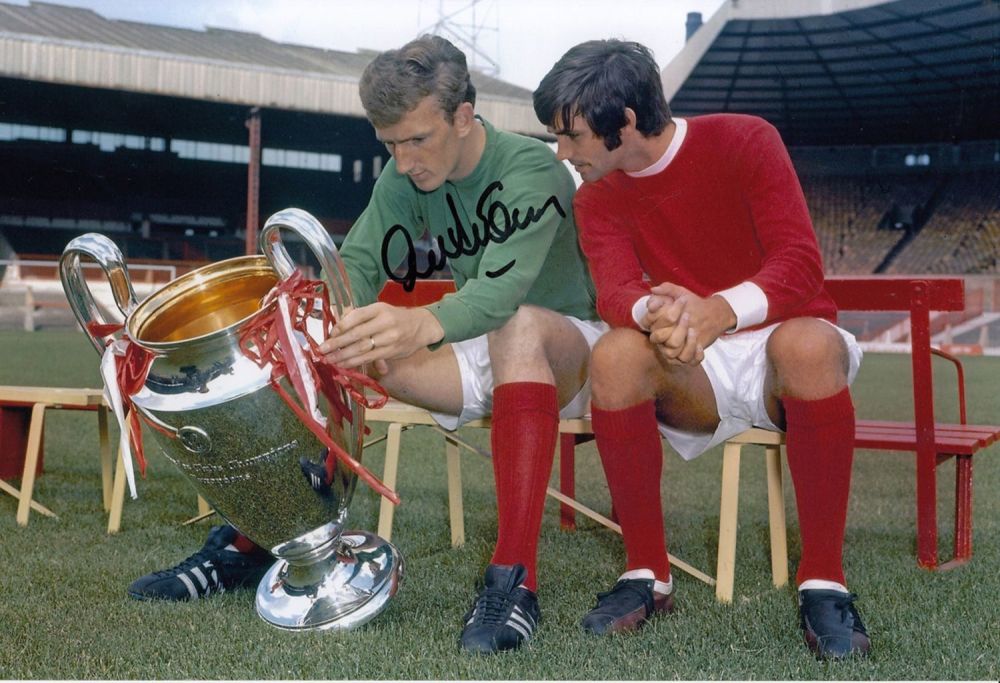 Lot 267: Autographed ALEX STEPNEY 12 x 8 photo :...