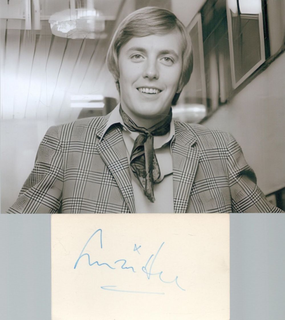 Lot 690: Simon Dee signed 5x3 inch white card and...