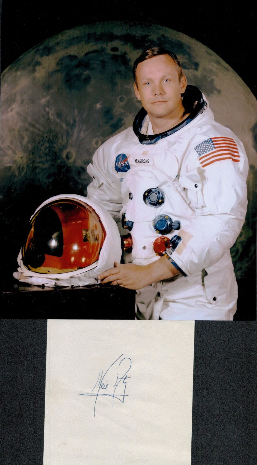 Lot 693: Neil Armstrong signed 5x4 inch white page and...