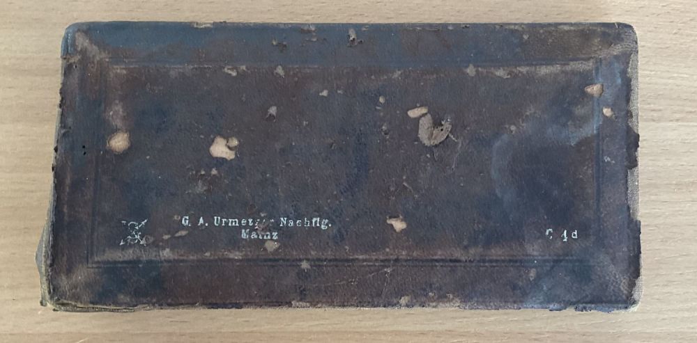 Lot 411: Vintage German Drafting Set. Worn outer case and...