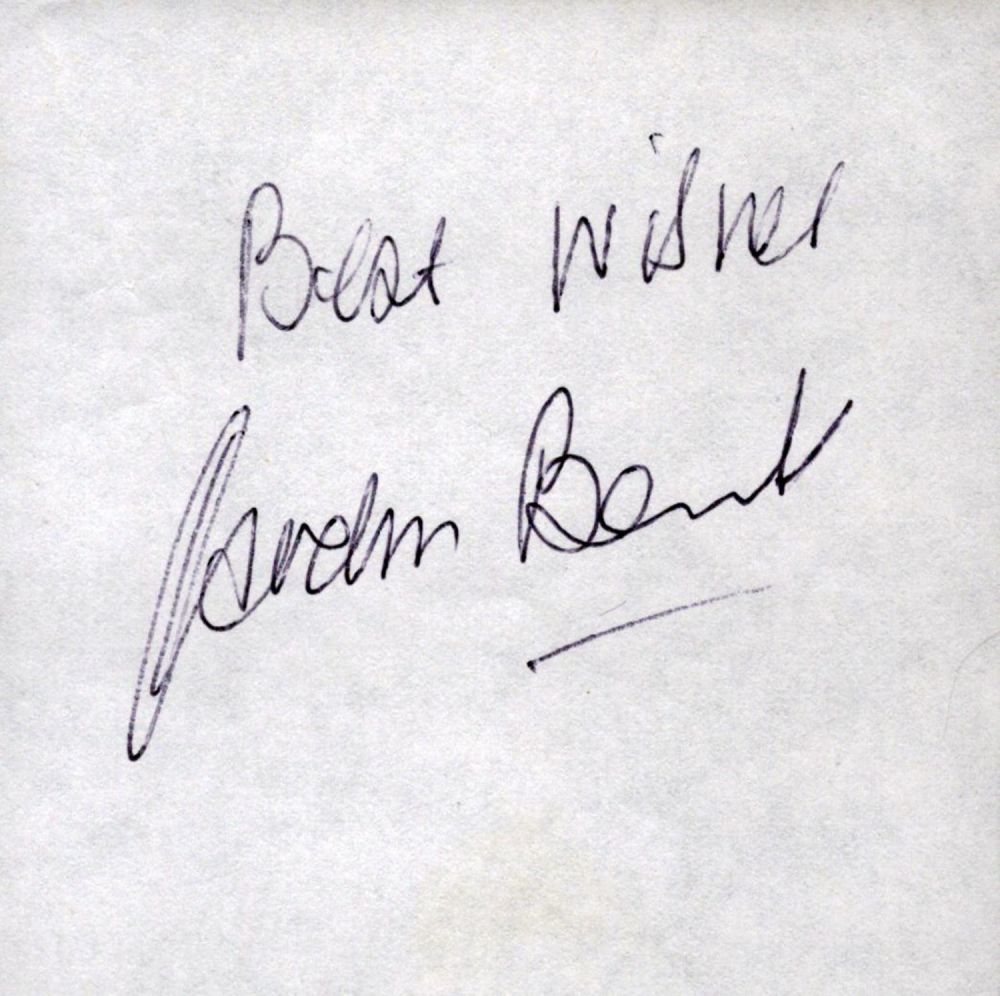 Lot 269: Gordon Banks signed 4x4inch piece of paper. Good...