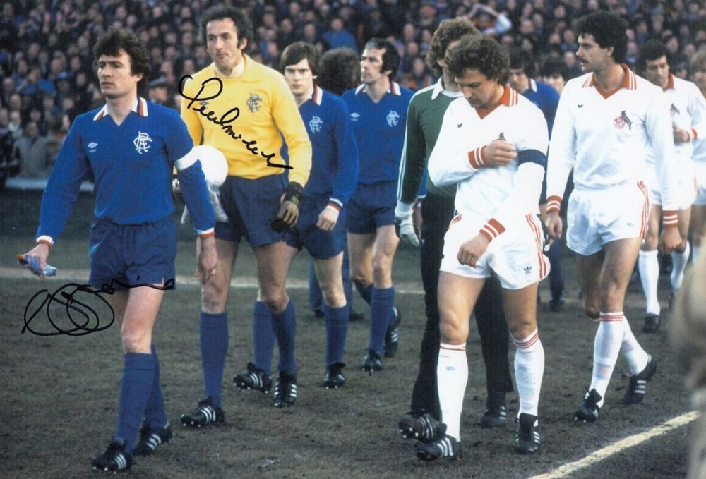 Lot 322: Autographed SANDY JARDINE 12 x 8 photo :...
