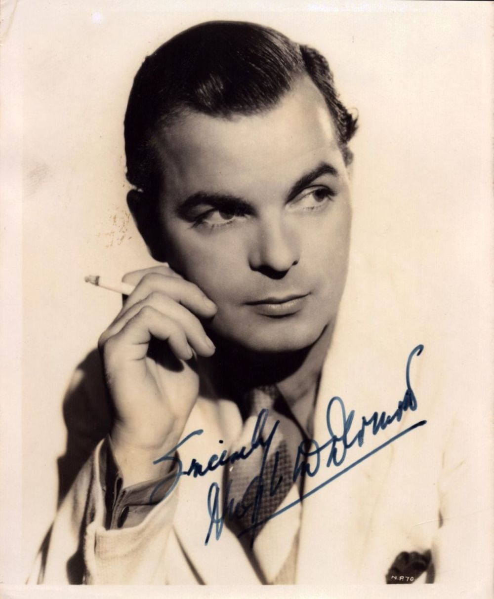 Lot 340: Hugh Mcdirmid signed 5x4inch black and white photo....
