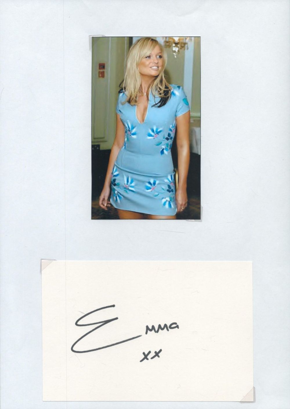 Lot 318: Music. Emma Bunton signed 6 x 4 inch...