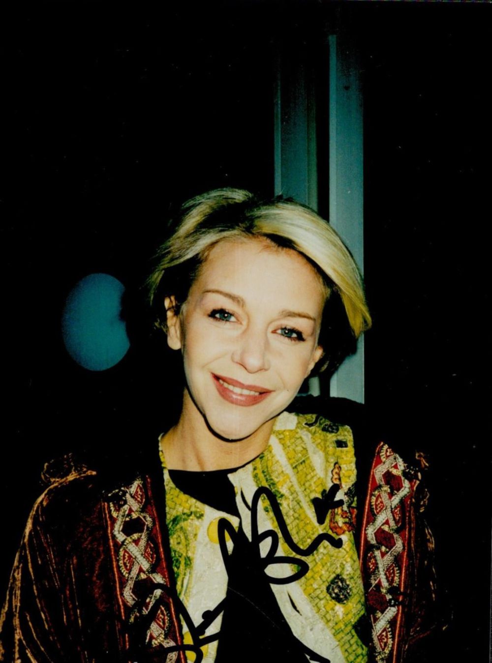 Lot 85: Leslie Ash signed Colour Photo 6x4 Inch. Good...