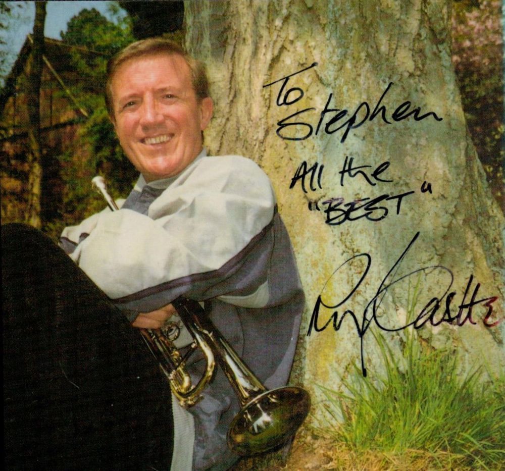 Lot 90: Roy Castle signed Colour Photo 5x4 Inch. Dedicated....