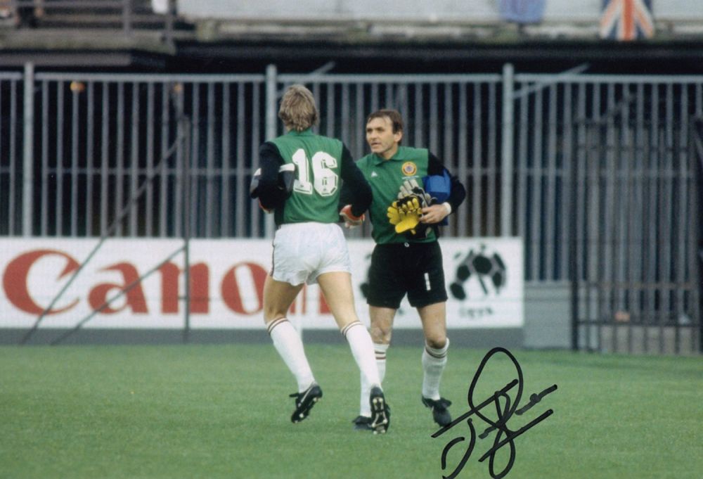 Lot 201: Autographed Jimmy Rimmer 12 X 8 Photo :...