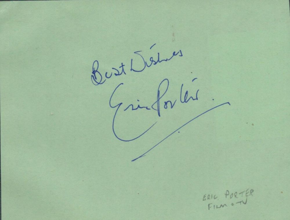 Lot 245: Eric Porter signed 6x4 green album page. Good...