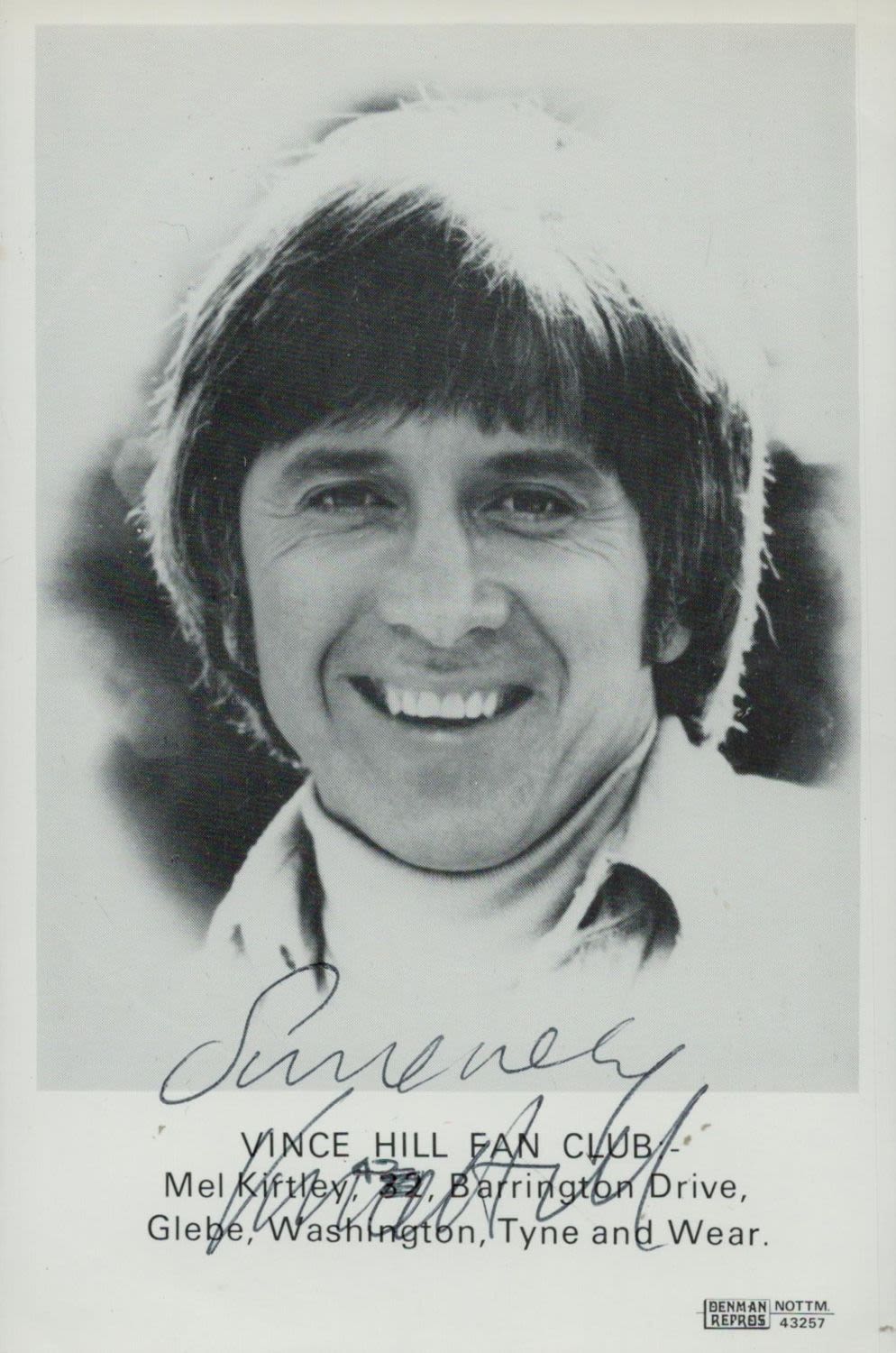 Lot 413: Vince Hill signed Promo. Black & White Photo....