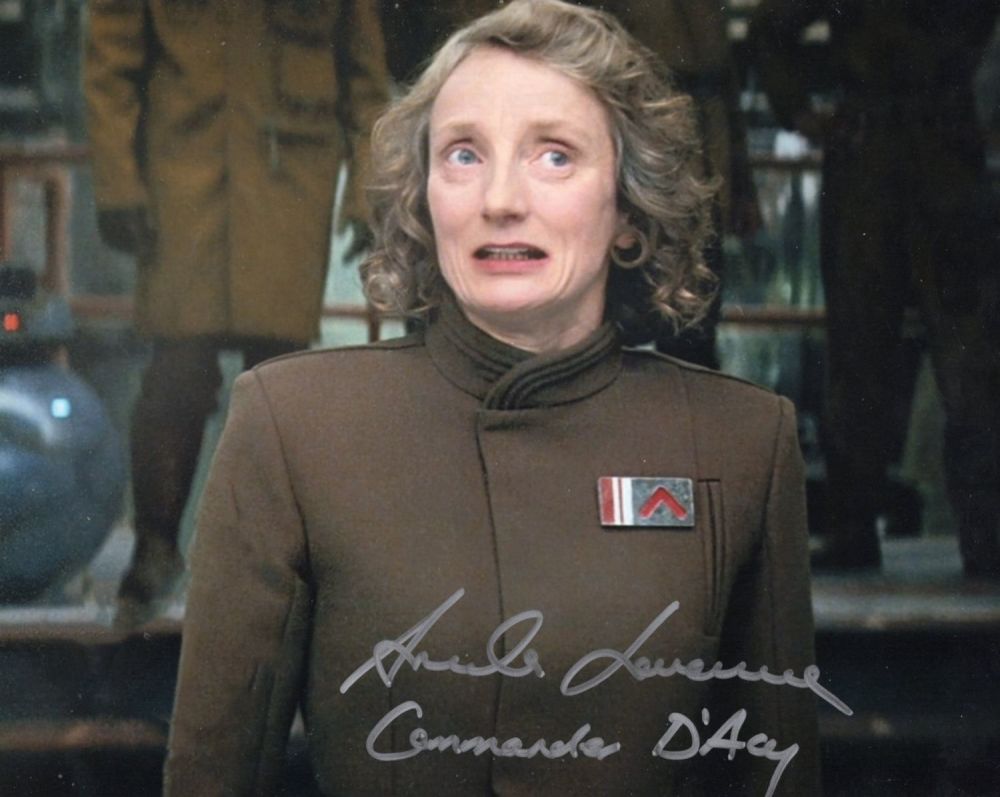 Lot 484: Star Wars The Last Jedi 8x10 photo signed...