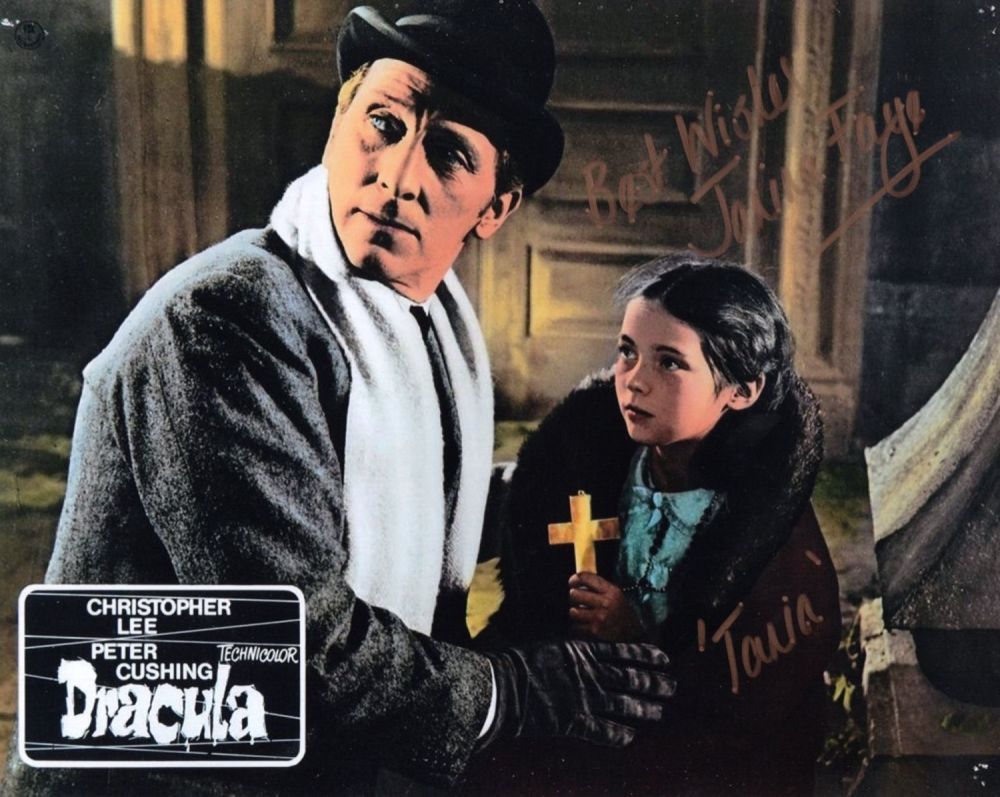 Lot 588: Dracula 1958 Hammer Horror movie 8x10 photo signed...