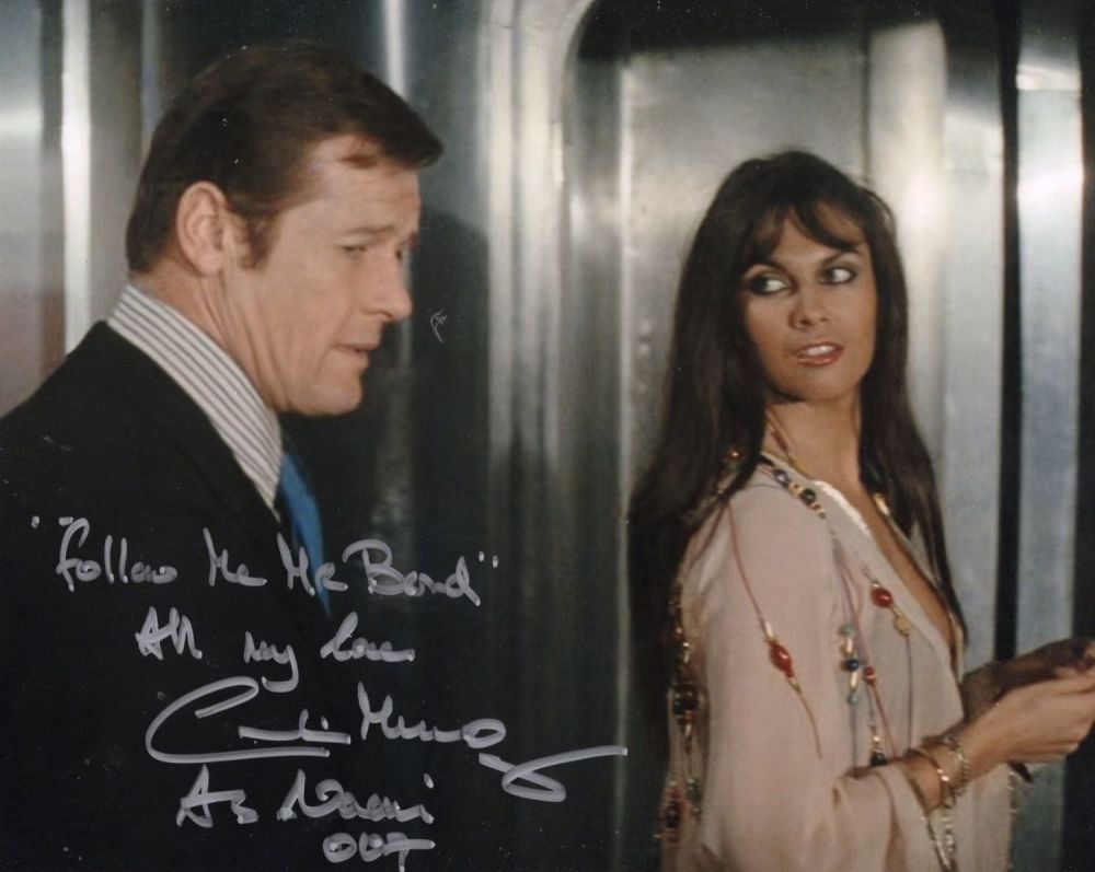 Lot 611: 007 James Bond movie The Spy Who Loved...
