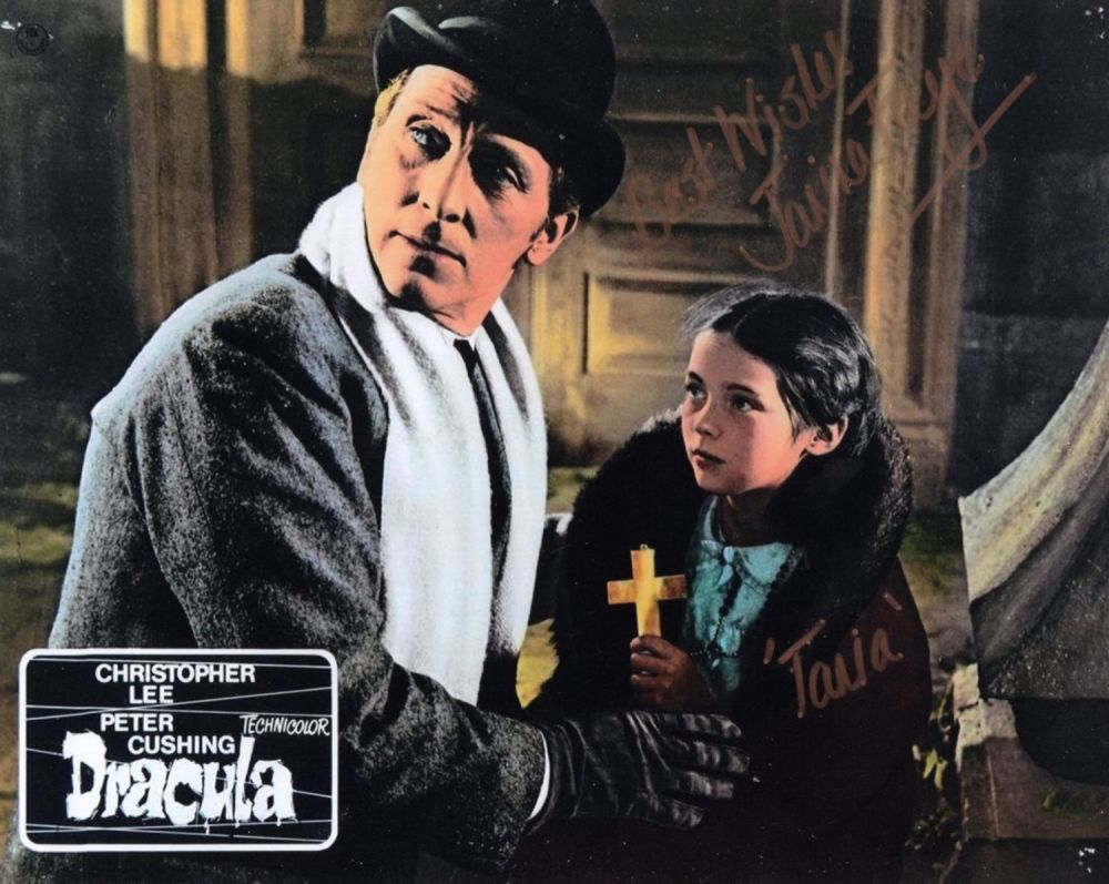 Lot 642: Dracula 1958 Hammer Horror movie 8x10 photo signed...