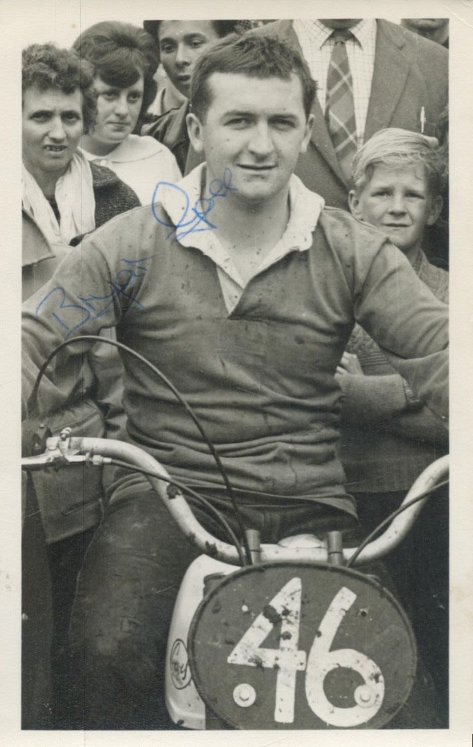 Lot 143: Jack Charlton and Geoff Hurst signed 22x15 colour...