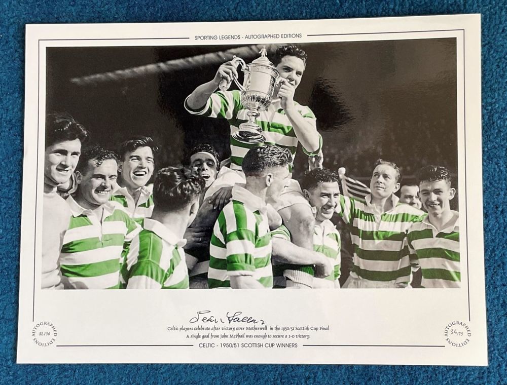 Lot 174: Sean Fallon 16x12 signed colourised photo, Autographed Editions,...