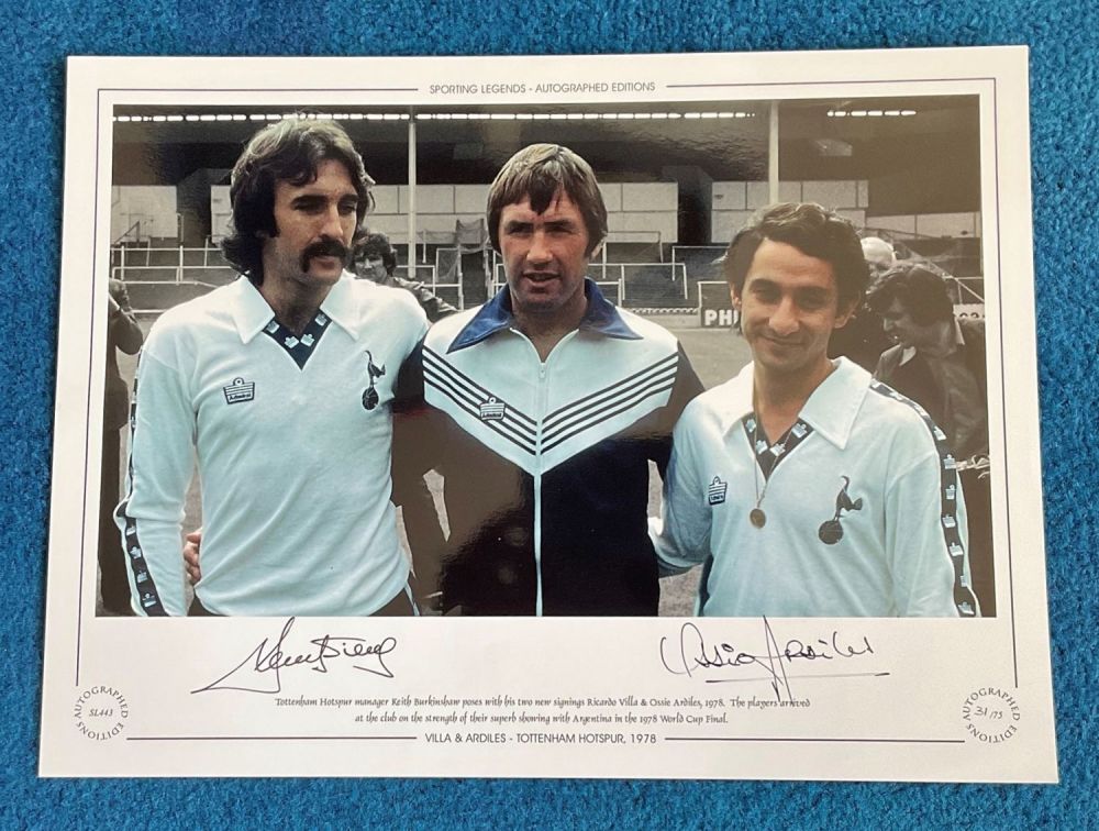Lot 178: Football, Osvaldo Ardiles and Ricky Villa signed 16x12...